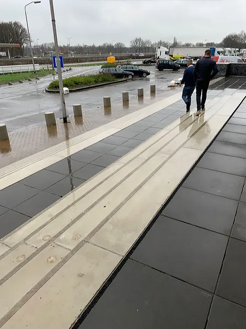 Beton, Fertigbau, Treppe, Antirutsch, Treppennase