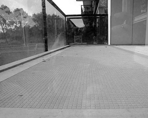 Balkon, Beton und rutschhemmend, Antirutsch